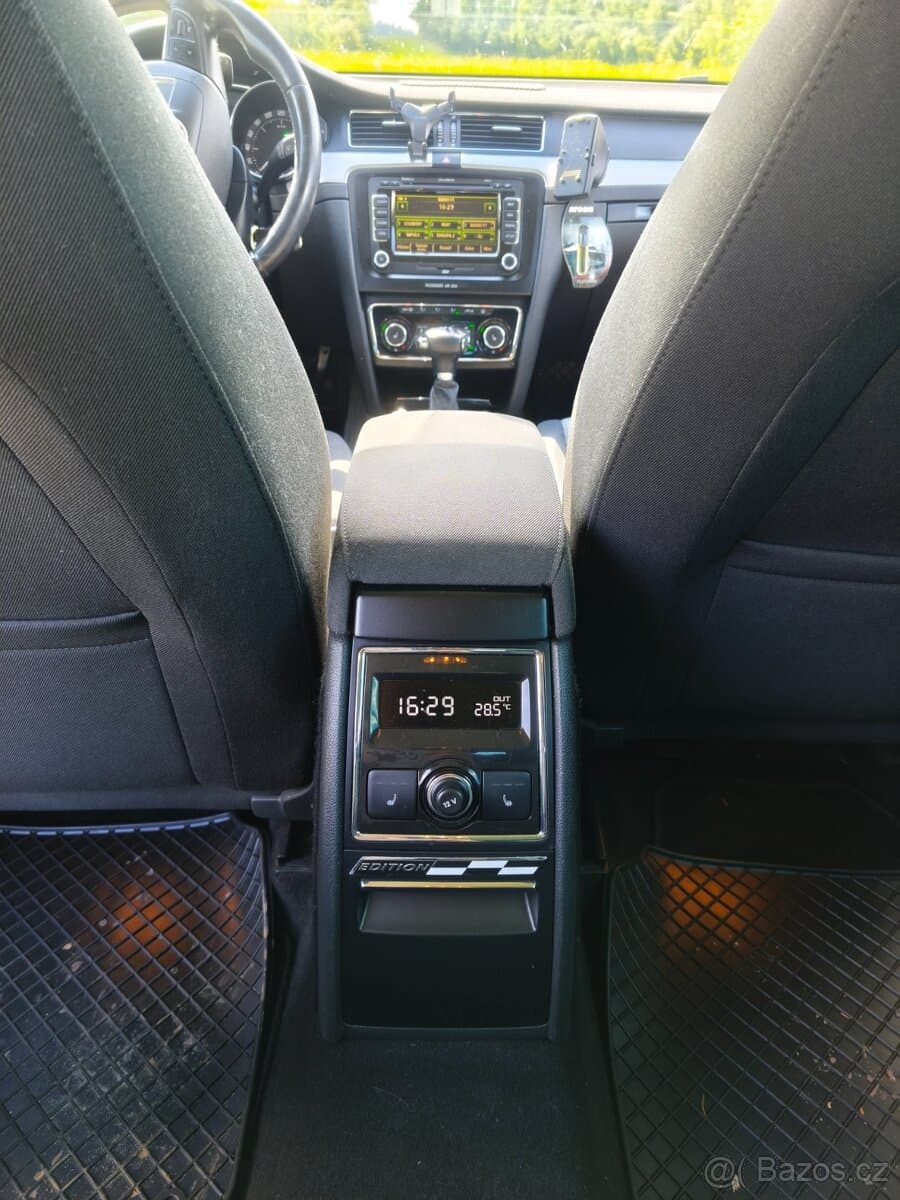 2010 Škoda SUPERB - 13