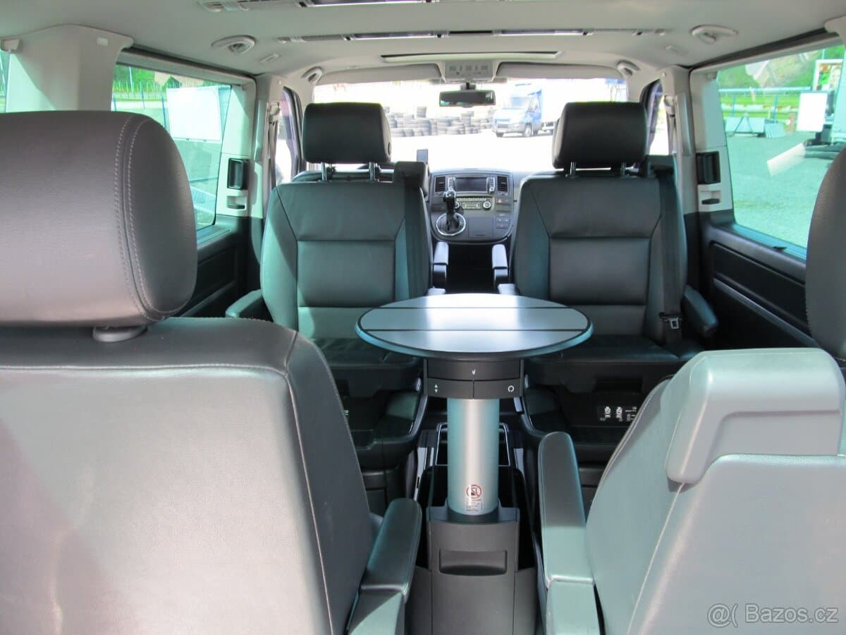 2010 Volkswagen MULTIVAN - 13