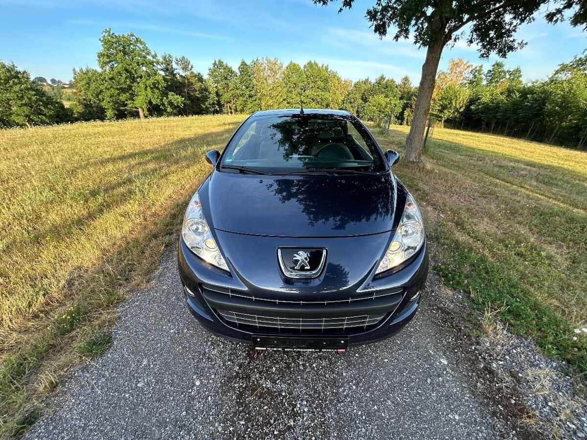 2015 Peugeot 207 - 13