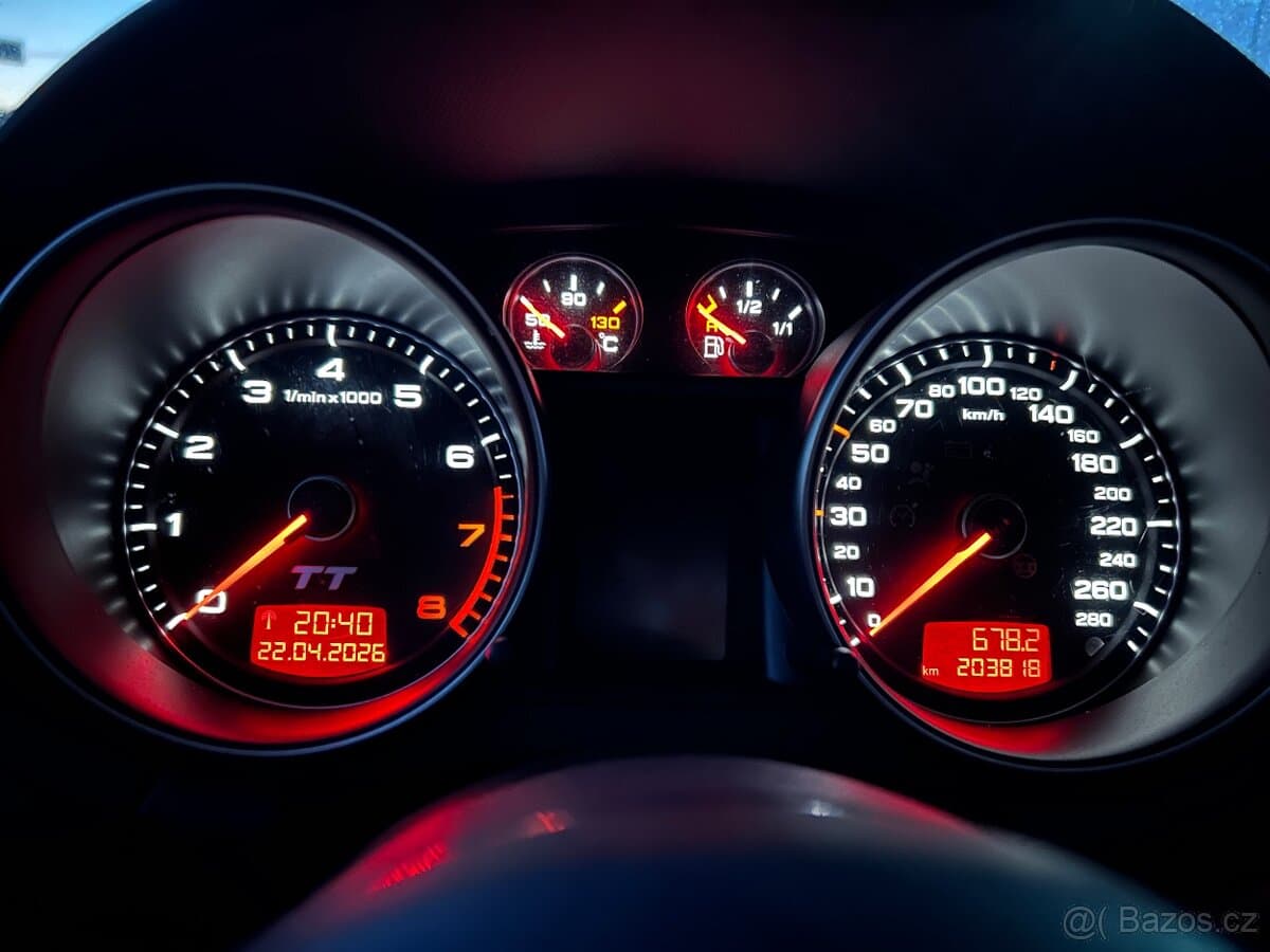 2007 Audi TT - 13