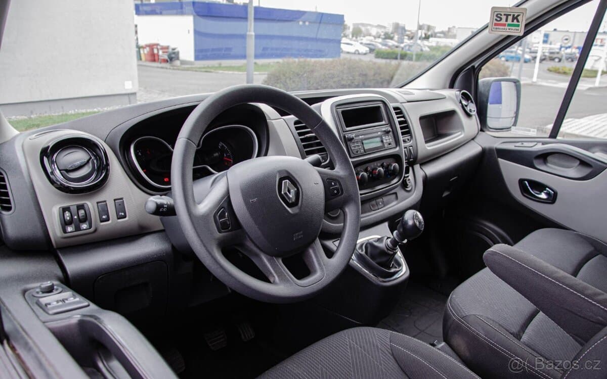 2019 Renault TRAFIC - 13