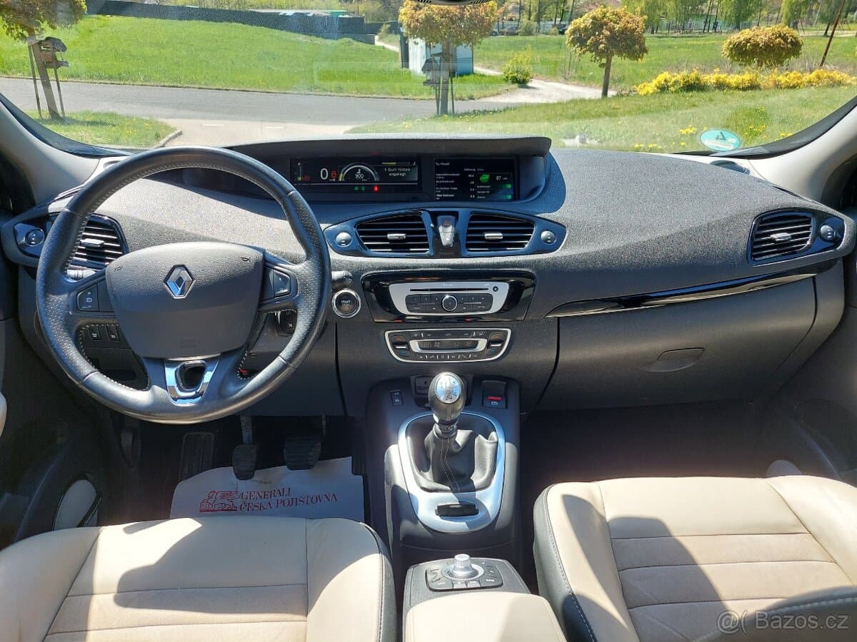 2016 Renault SCENIC - 13