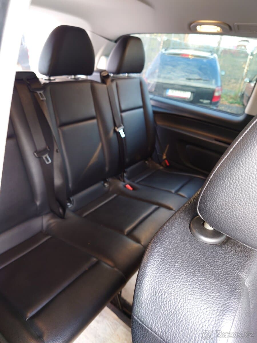 Mercedes-Benz VITO - 13