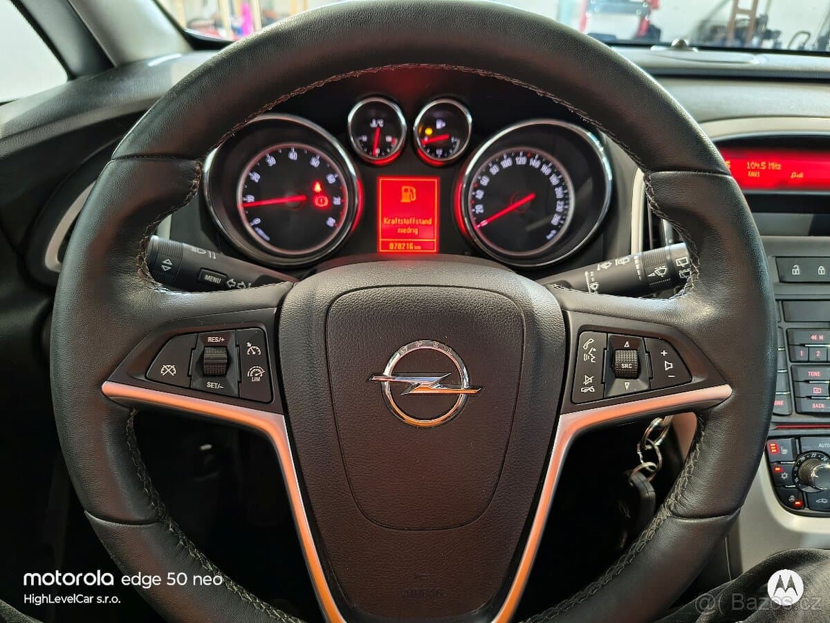 2013 Opel ASTRA - 13