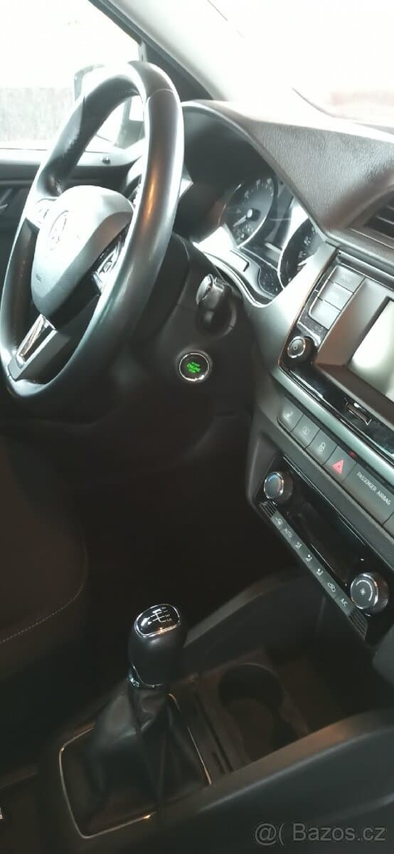 2015 Škoda FABIA - 13