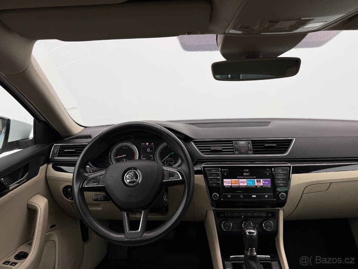 2016 Škoda SUPERB - 13