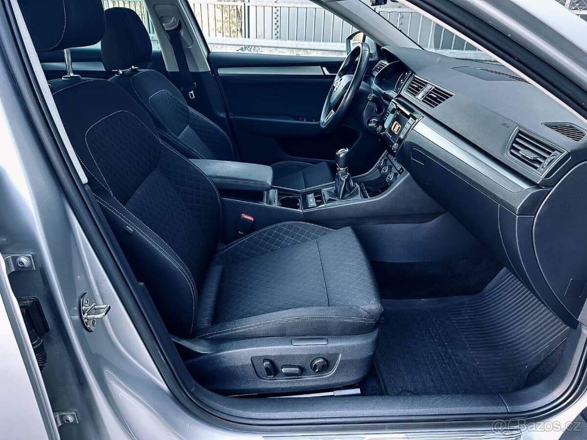 2015 Škoda SUPERB - 13