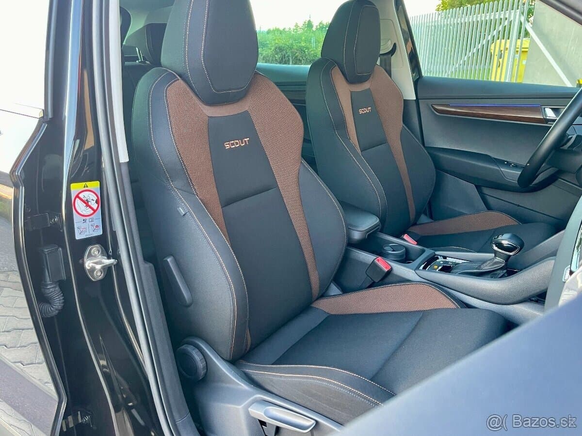 2020 Škoda KAROQ - 13