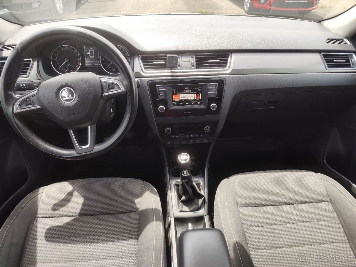 2015 Škoda RAPID - 13