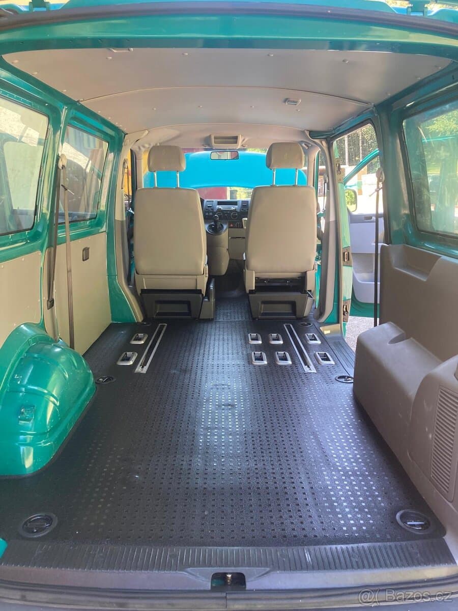 2006 Volkswagen TRANSPORTER - 13