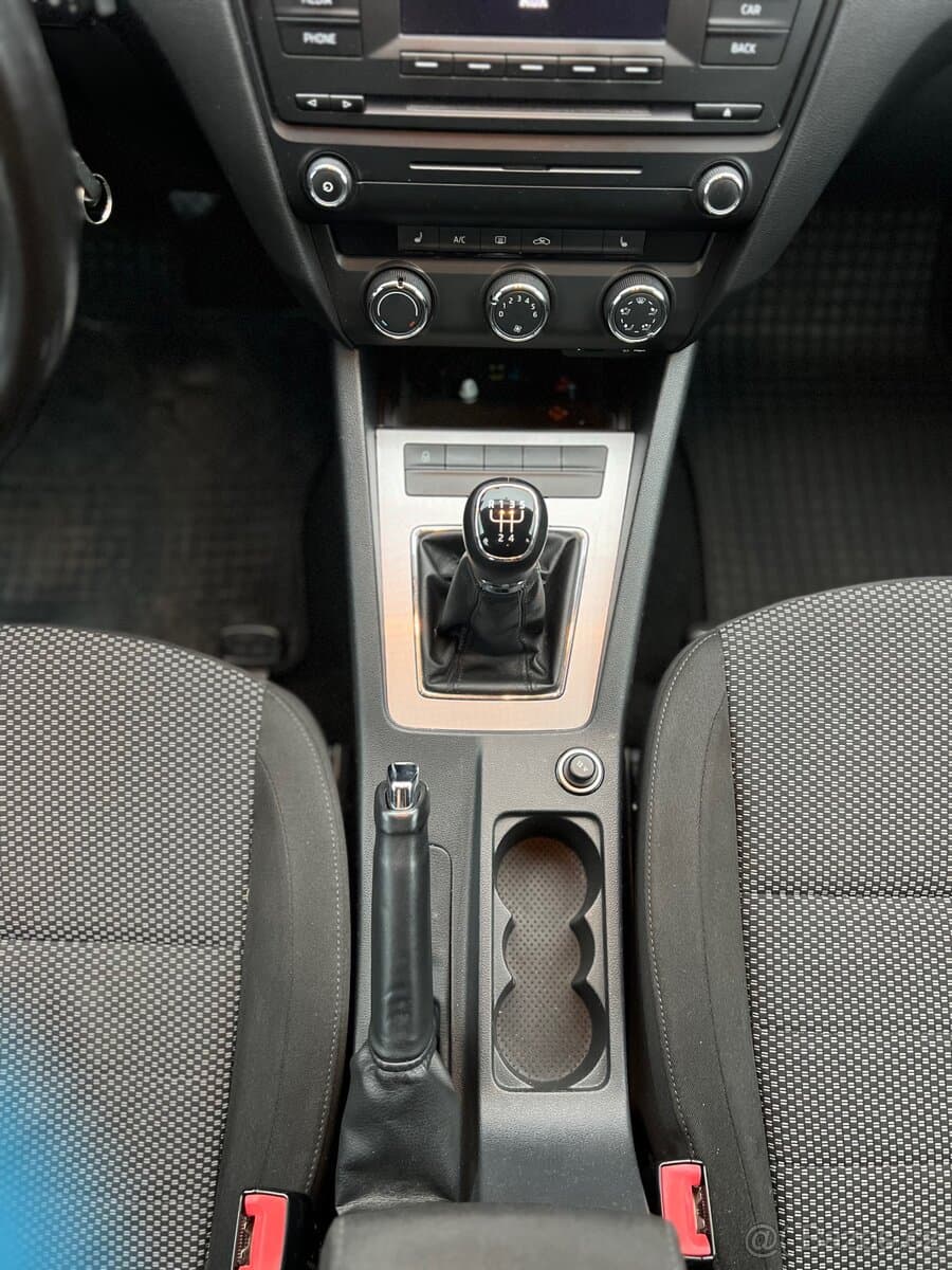 2013 Škoda OCTAVIA - 13