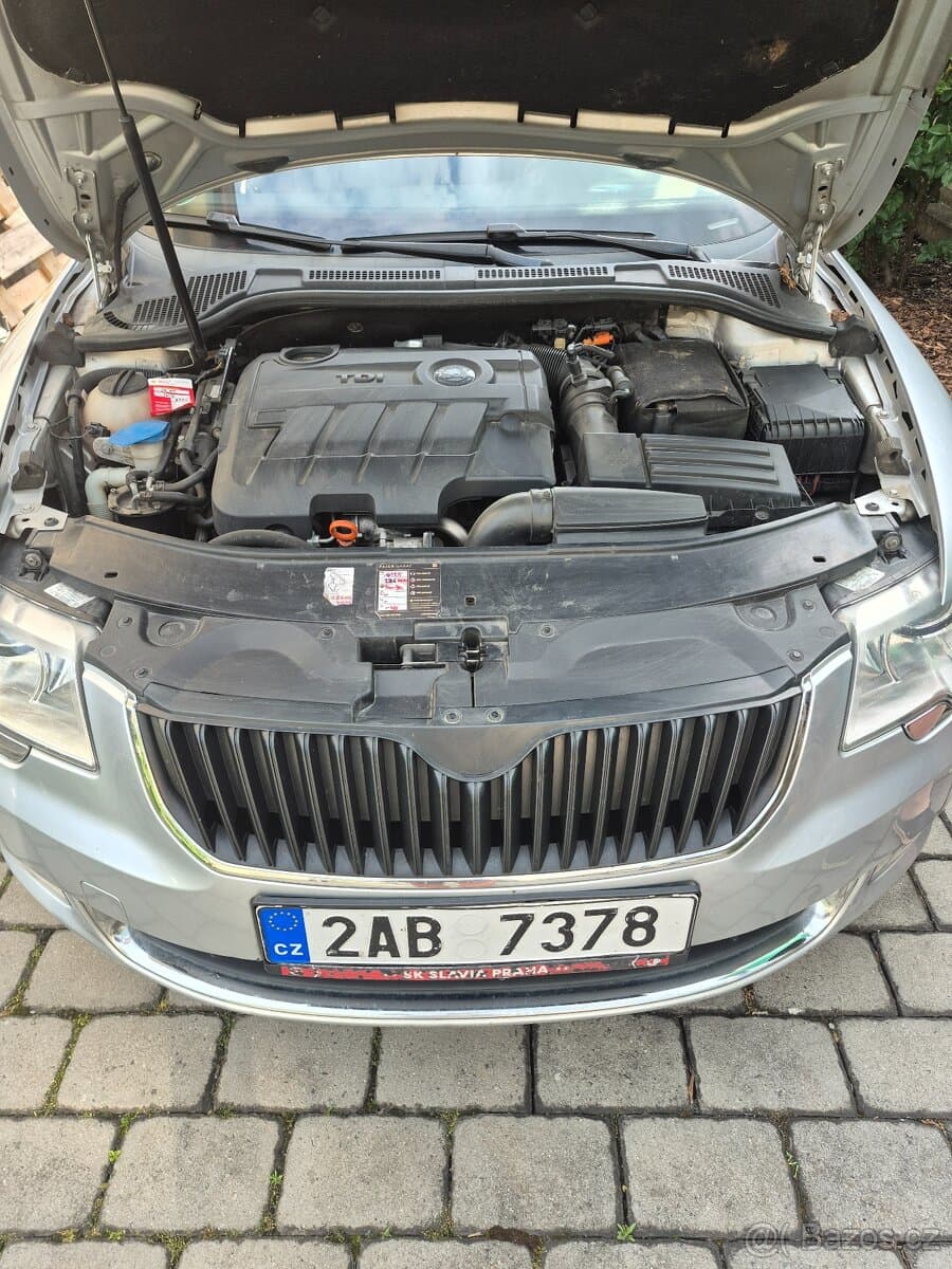 2010 Škoda SUPERB - 13