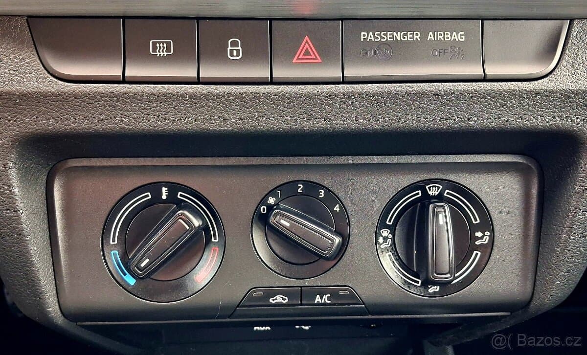 2015 Škoda FABIA - 13