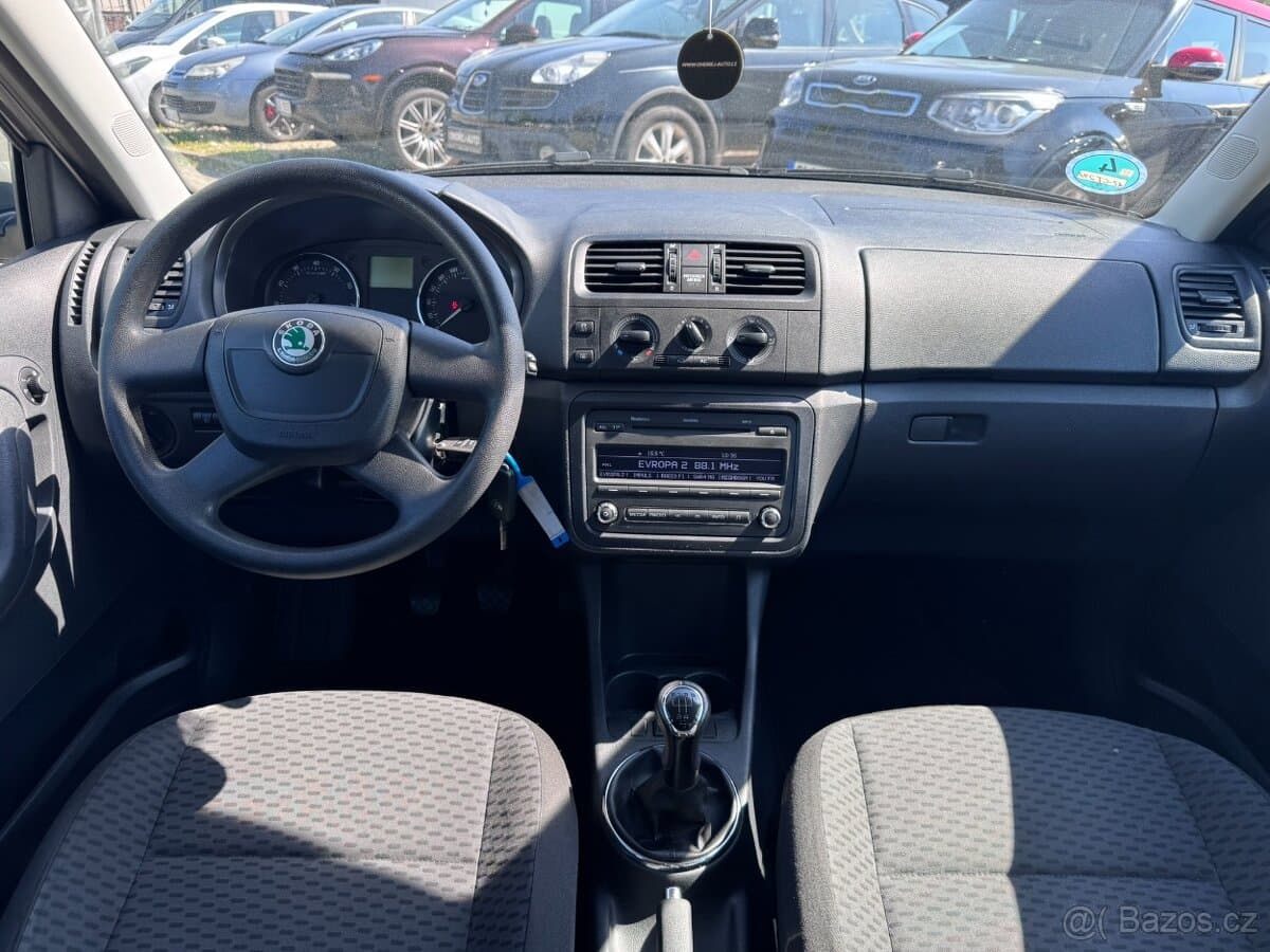 2010 Škoda FABIA - 13