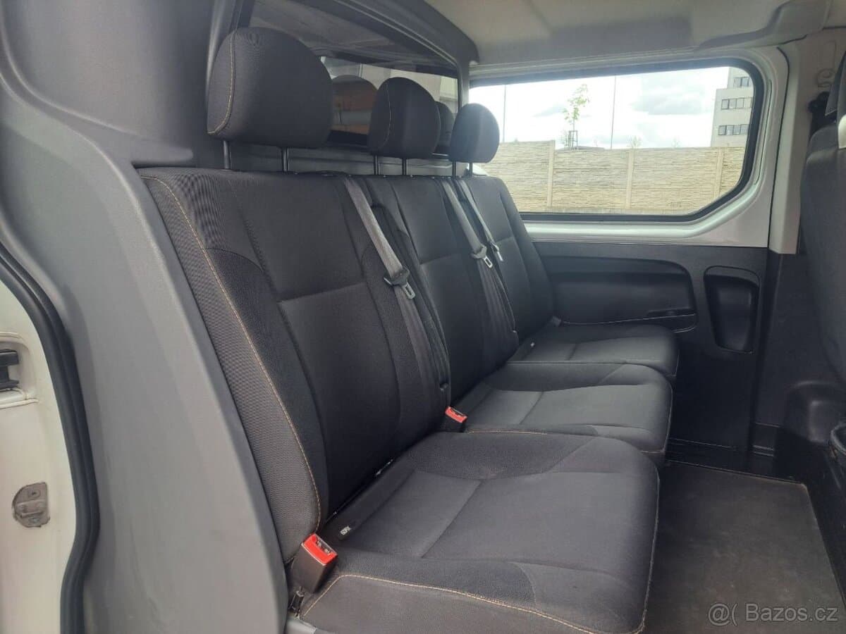 2018 Renault TRAFIC - 13