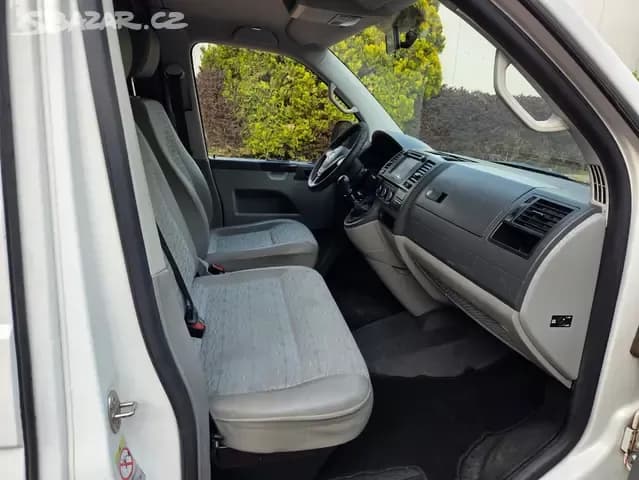 2011 Volkswagen TRANSPORTER - 13