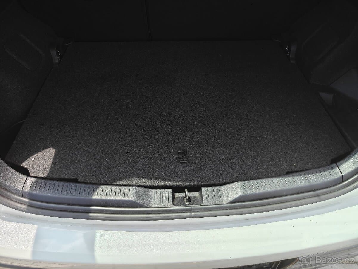2013 Toyota AURIS - 13