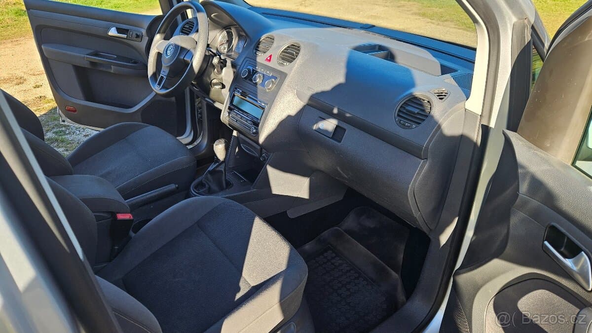 2015 Volkswagen CADDY - 13