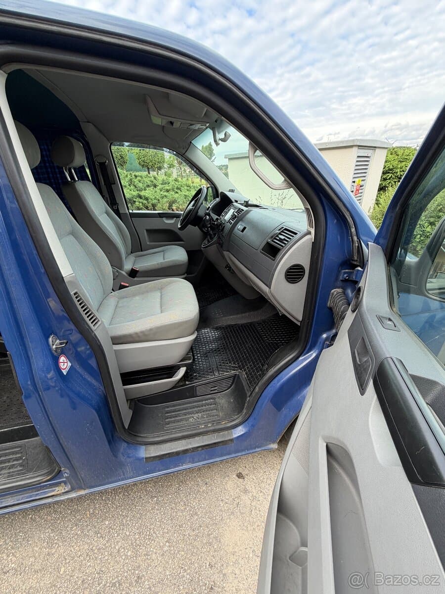 2005 Volkswagen TRANSPORTER - 13