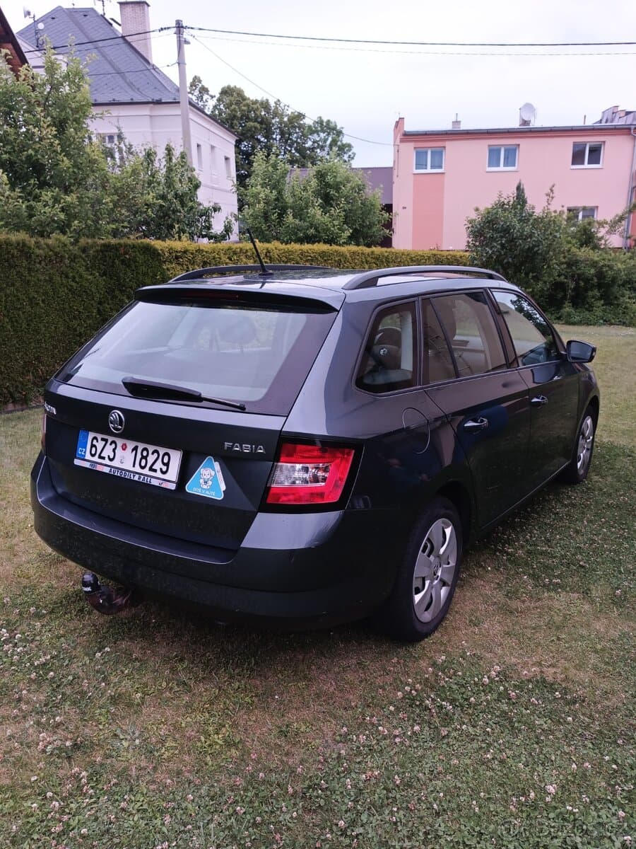 2015 Škoda FABIA - 13