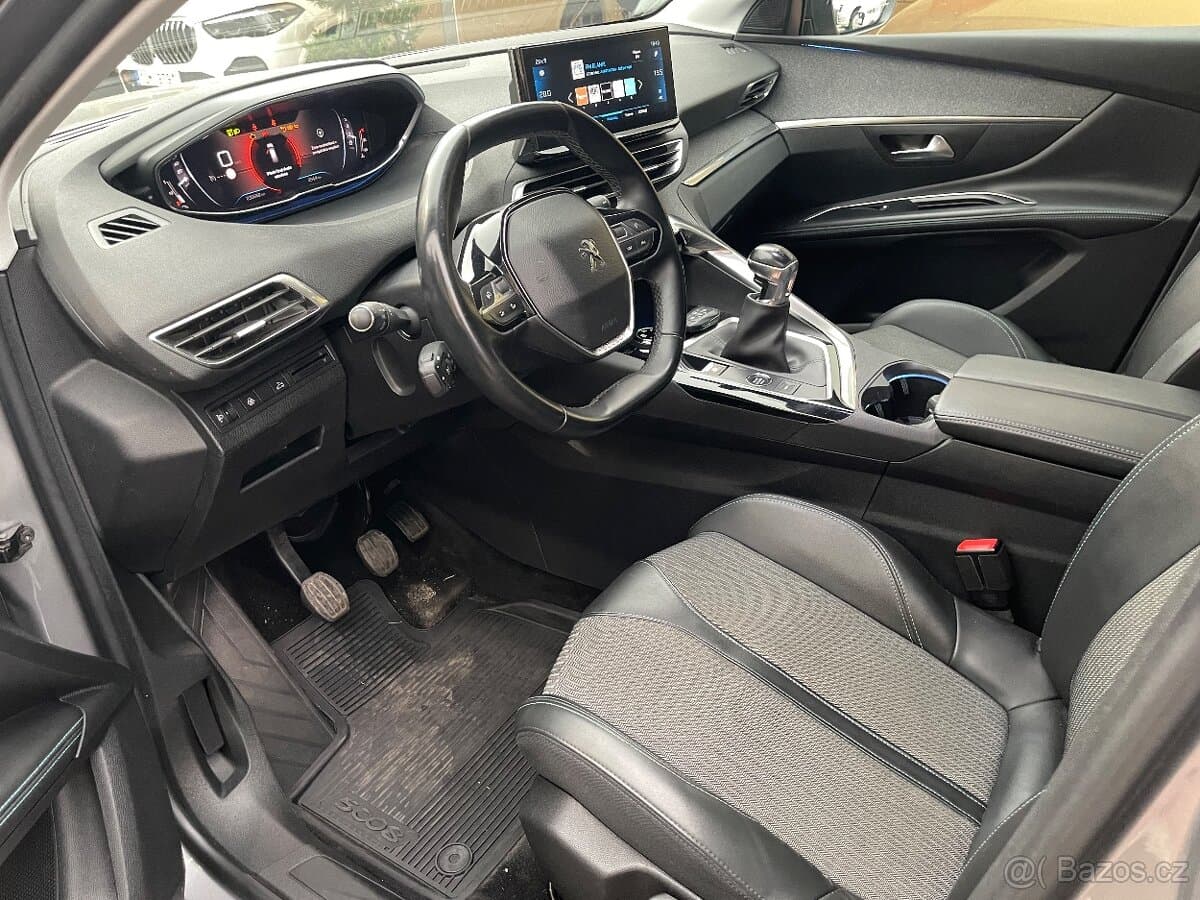 2021 Peugeot 5008 - 13