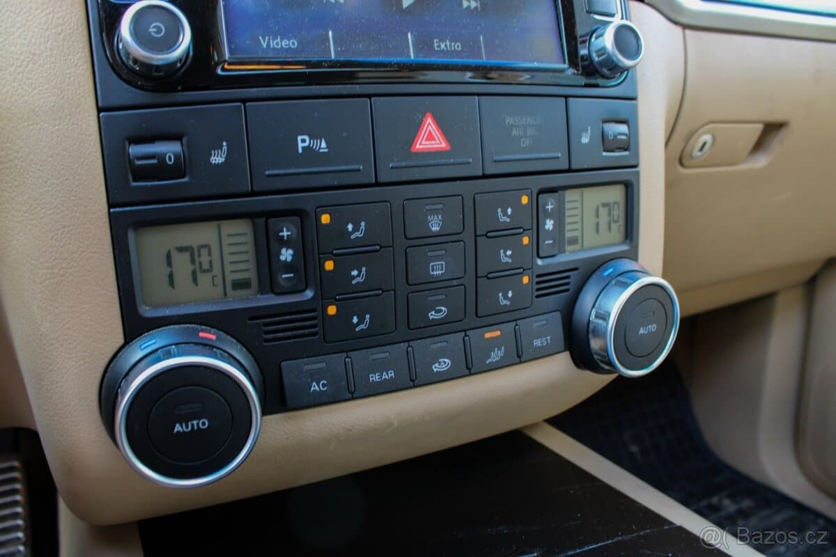 2008 Volkswagen TOUAREG - 13