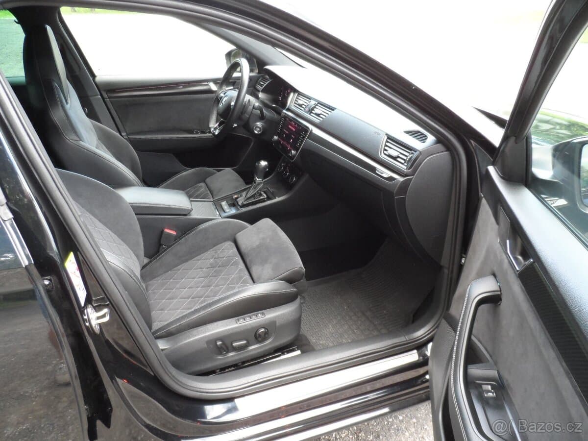 2021 Škoda SUPERB - 13