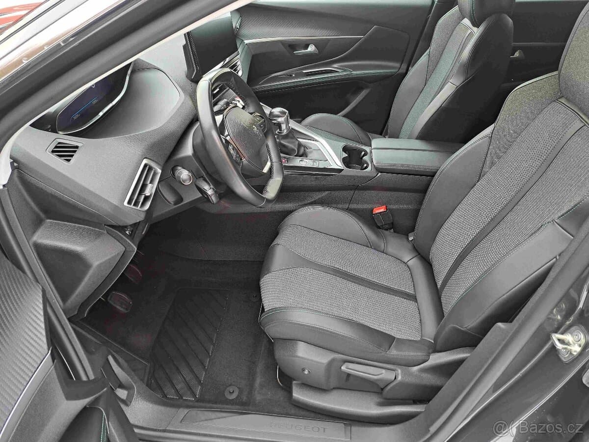 2022 Peugeot 5008 - 13