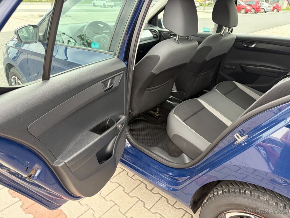 2015 Škoda FABIA - 13