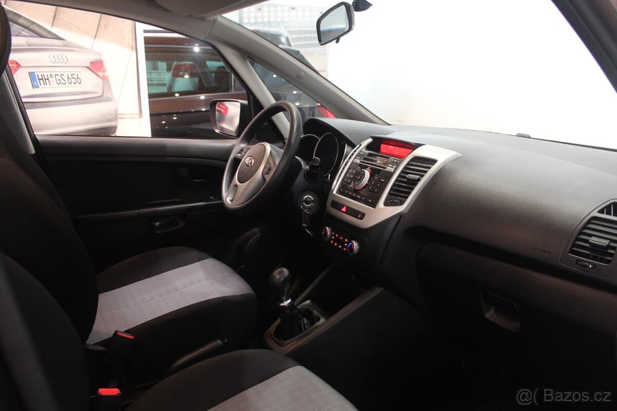 2016 Kia VENGA - 13