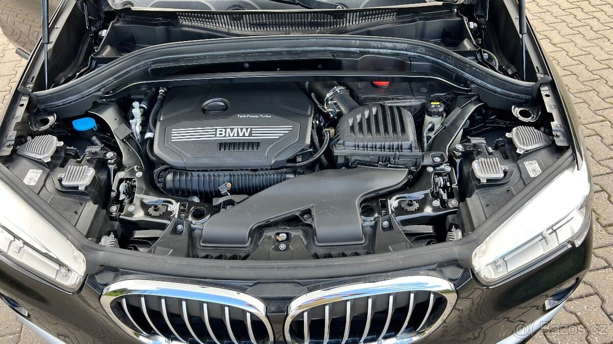 2019 BMW X1 - 13