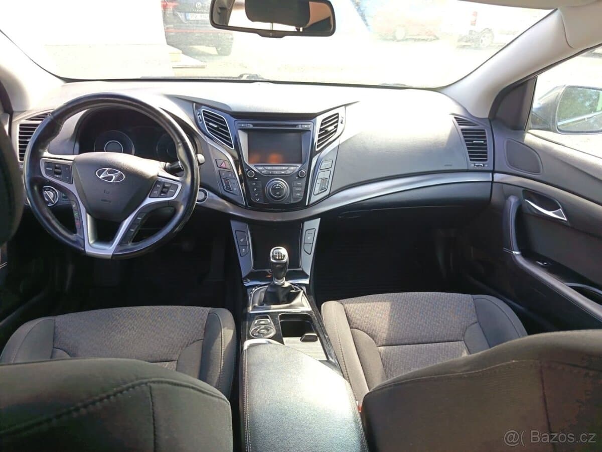 2013 Hyundai i40 - 13