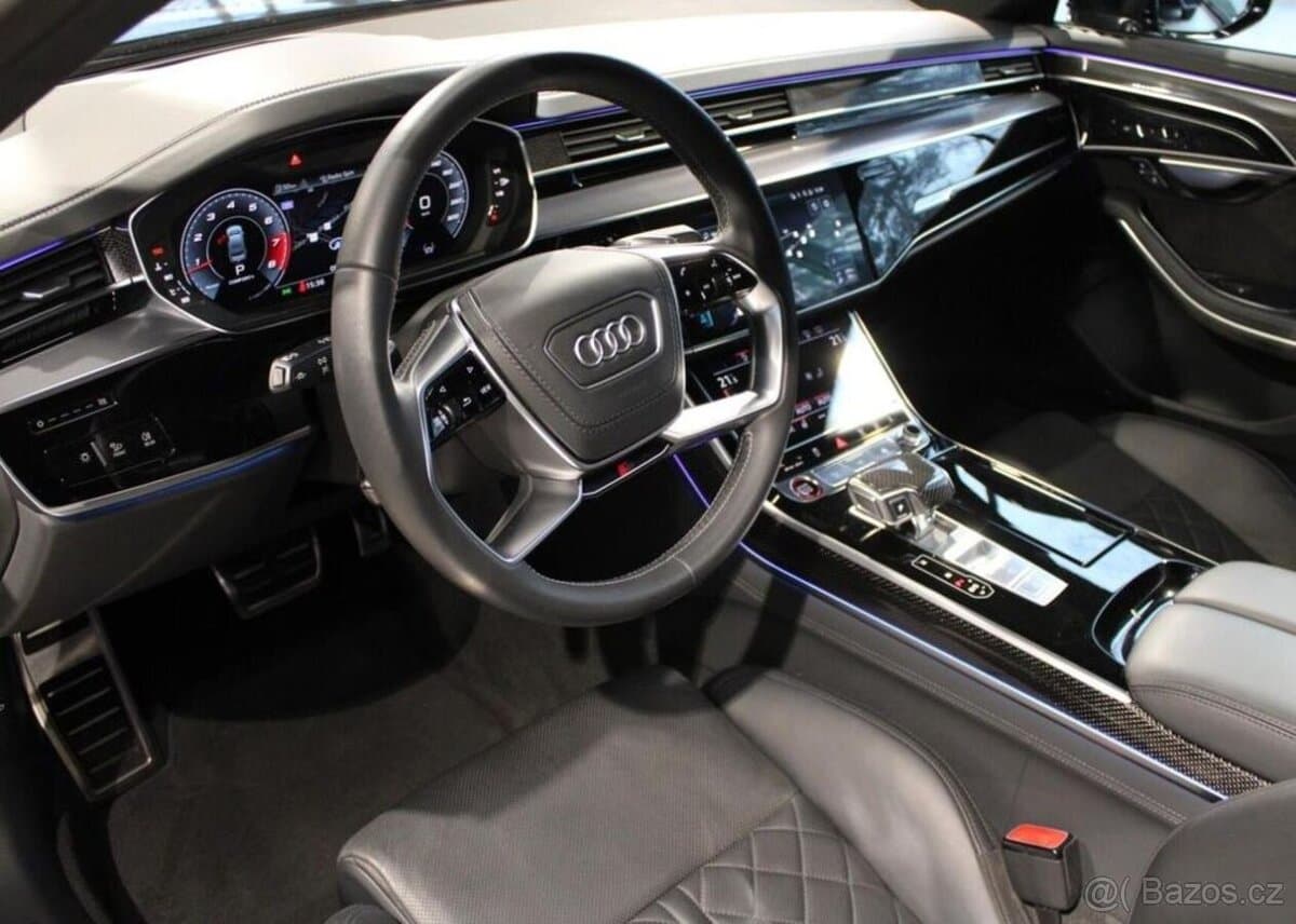 2021 Audi S8 - 13