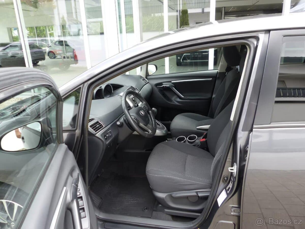 2014 Toyota VERSO - 13