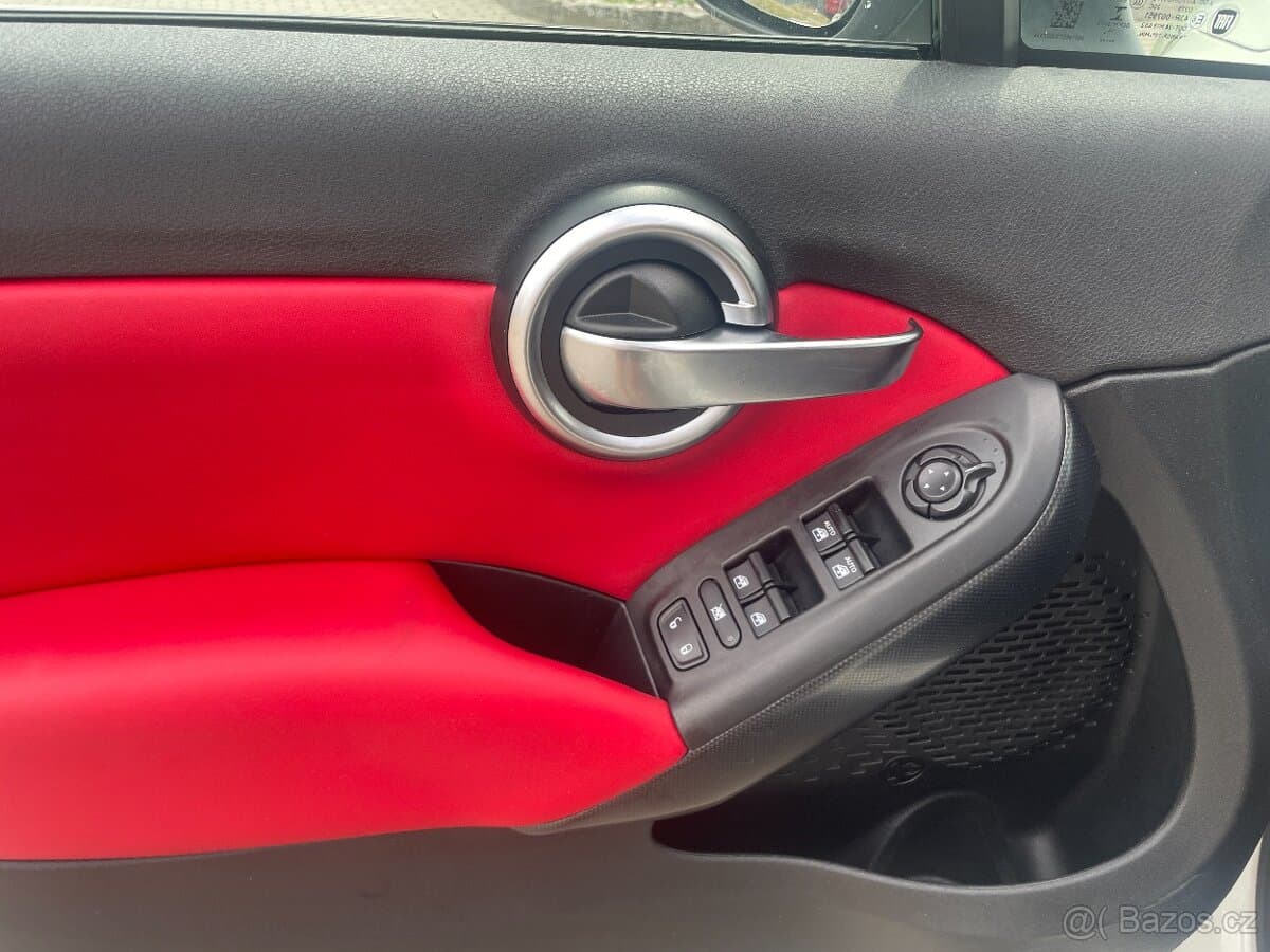 2015 Fiat 500X - 13