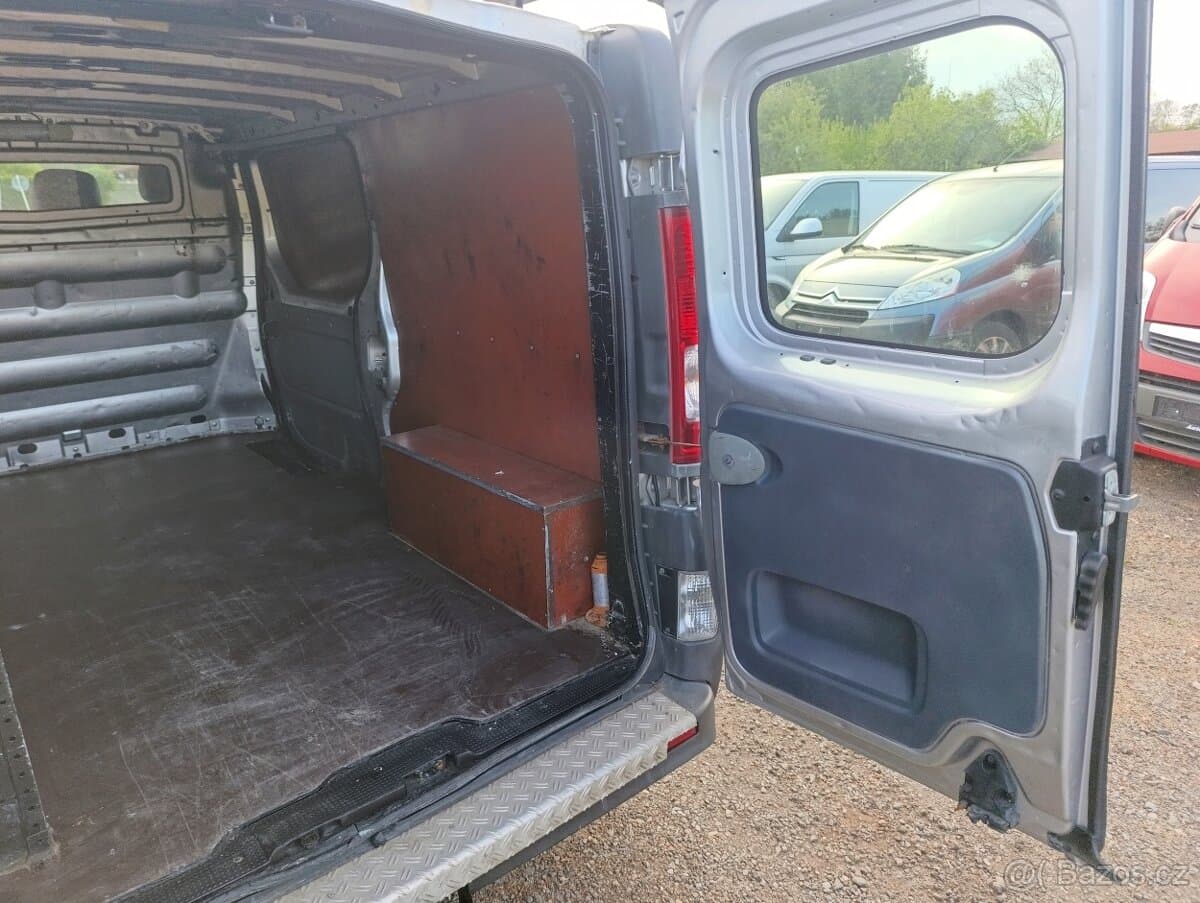 2007 Renault TRAFIC - 13