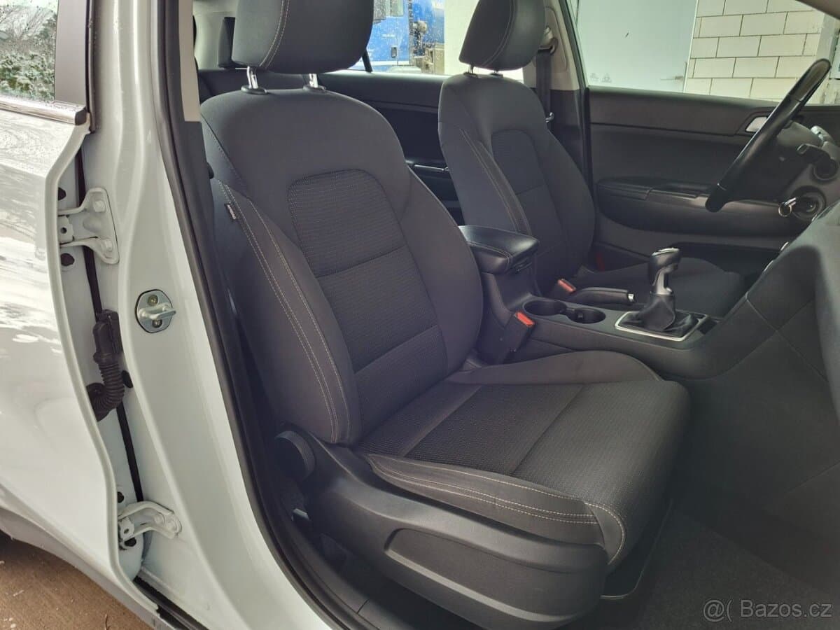 2016 Kia SPORTAGE - 13