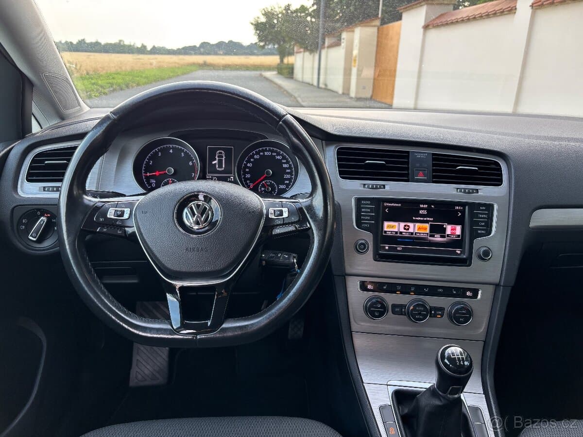 2016 Volkswagen GOLF - 13