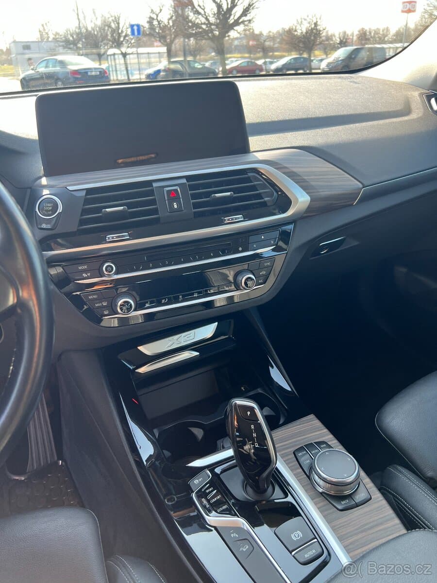 2018 BMW X3 - 13
