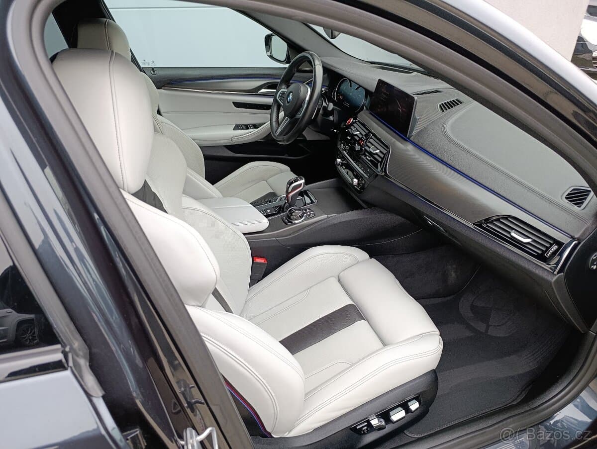 2019 BMW M5 - 13