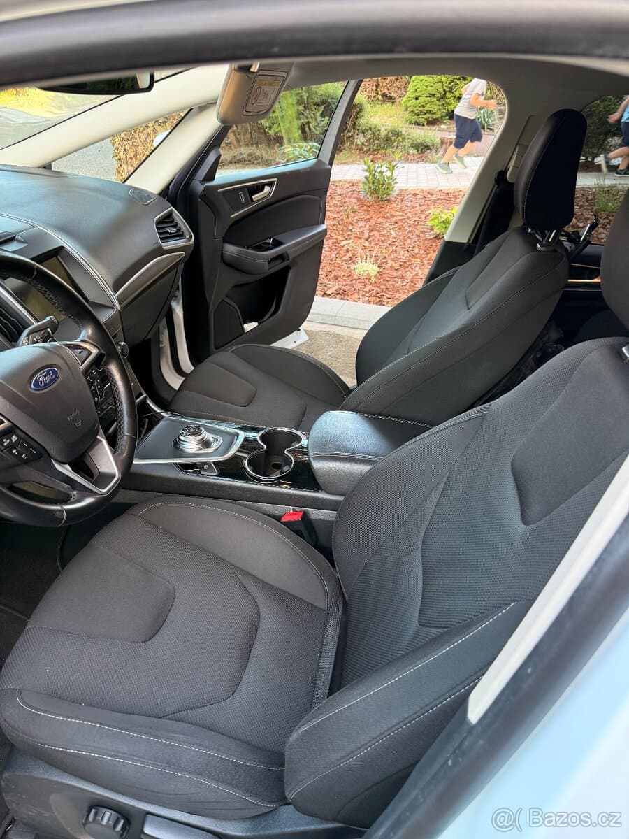 Ford S-MAX - 13