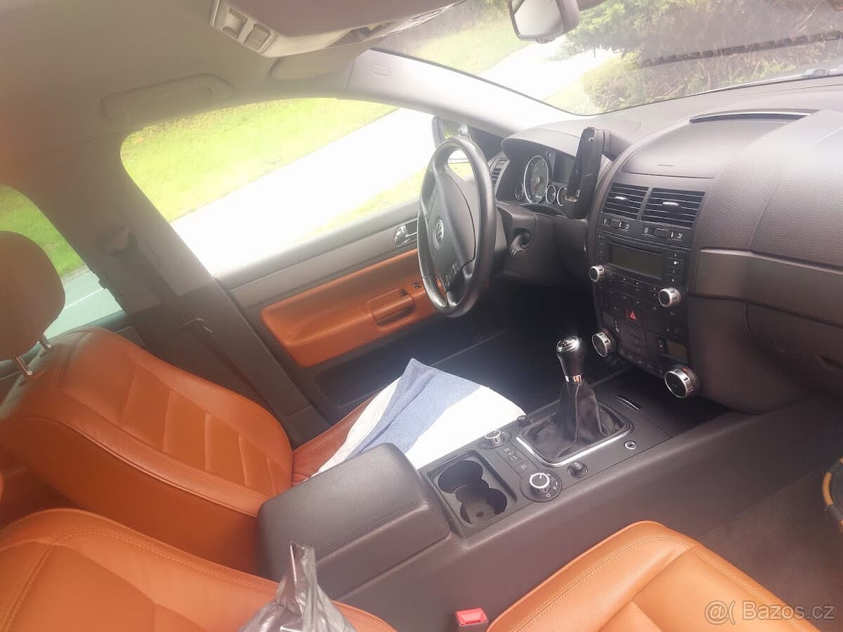 2004 Volkswagen TOUAREG - 13