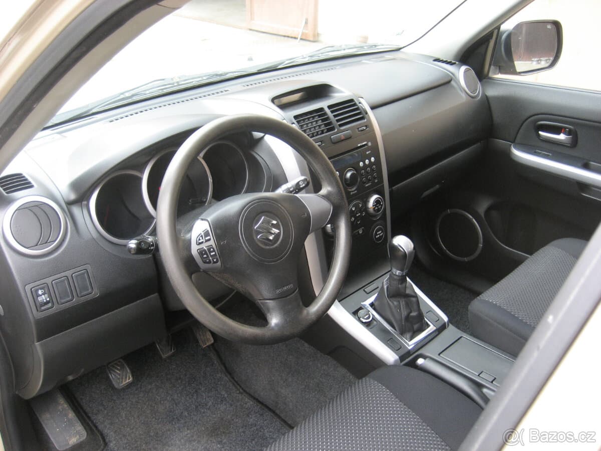 2009 Suzuki GRAND - 13