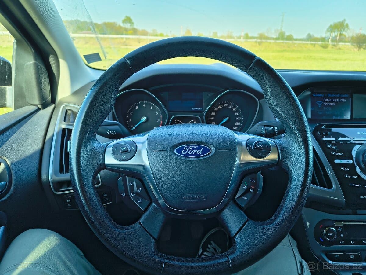2012 Ford FOCUS - 13