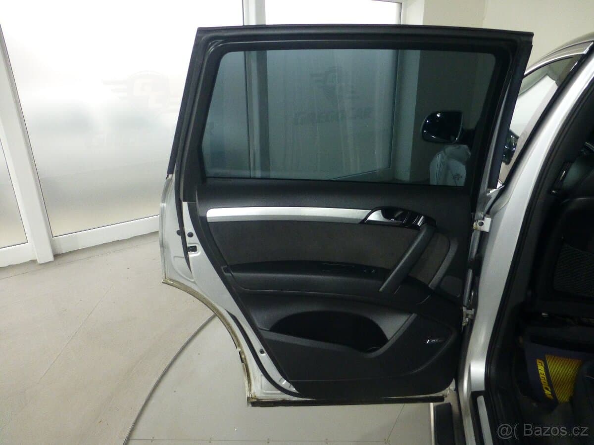 2010 Audi Q7 - 13