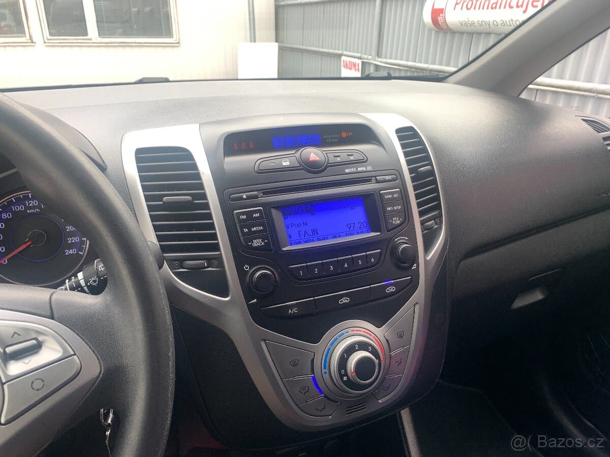 2011 Hyundai ix20 - 13