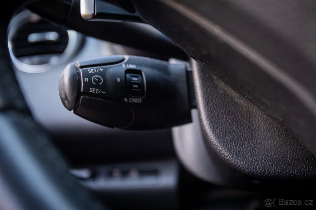 2010 Peugeot 3008 - 13