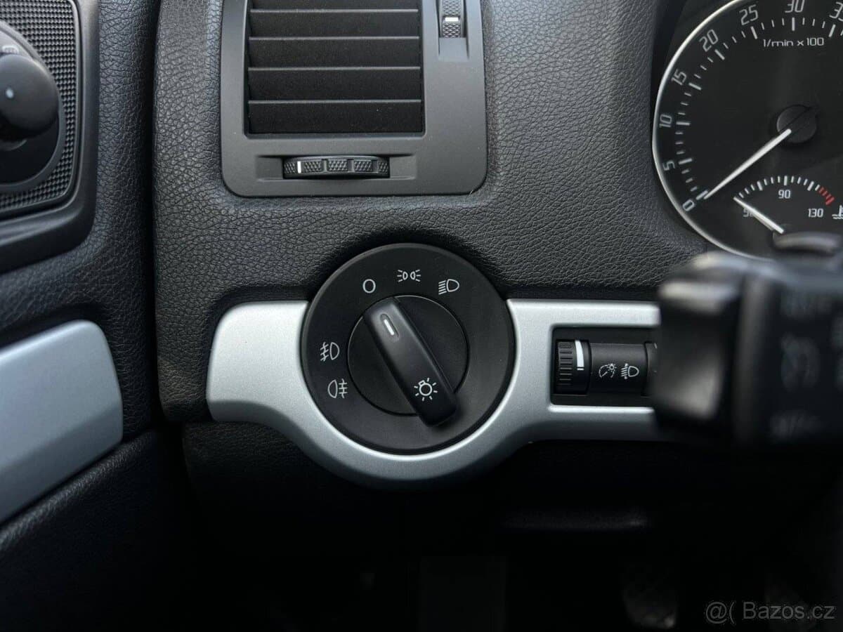 2009 Škoda OCTAVIA - 13