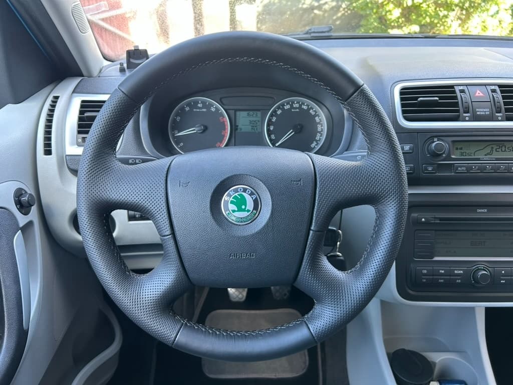 2007 Škoda ROOMSTER - 13