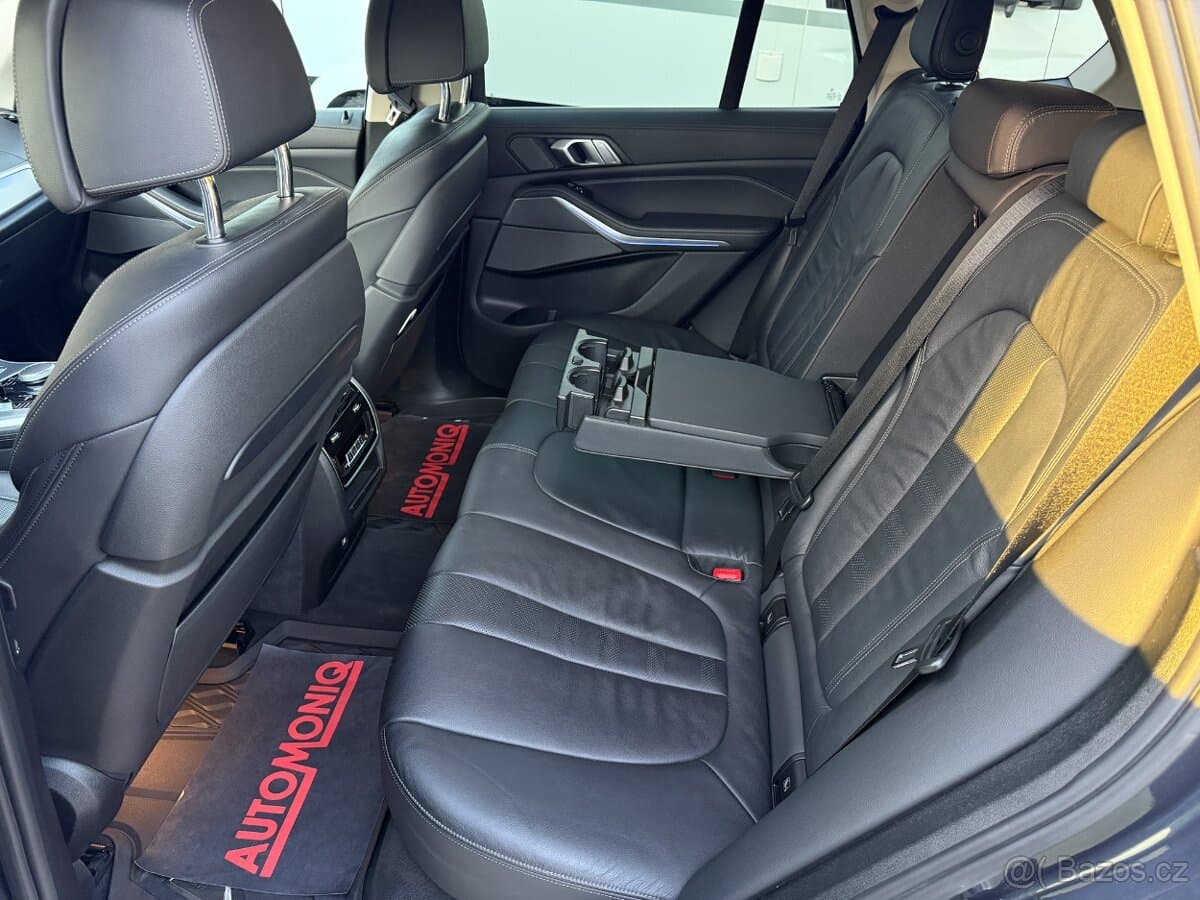 2019 BMW X5 - 13